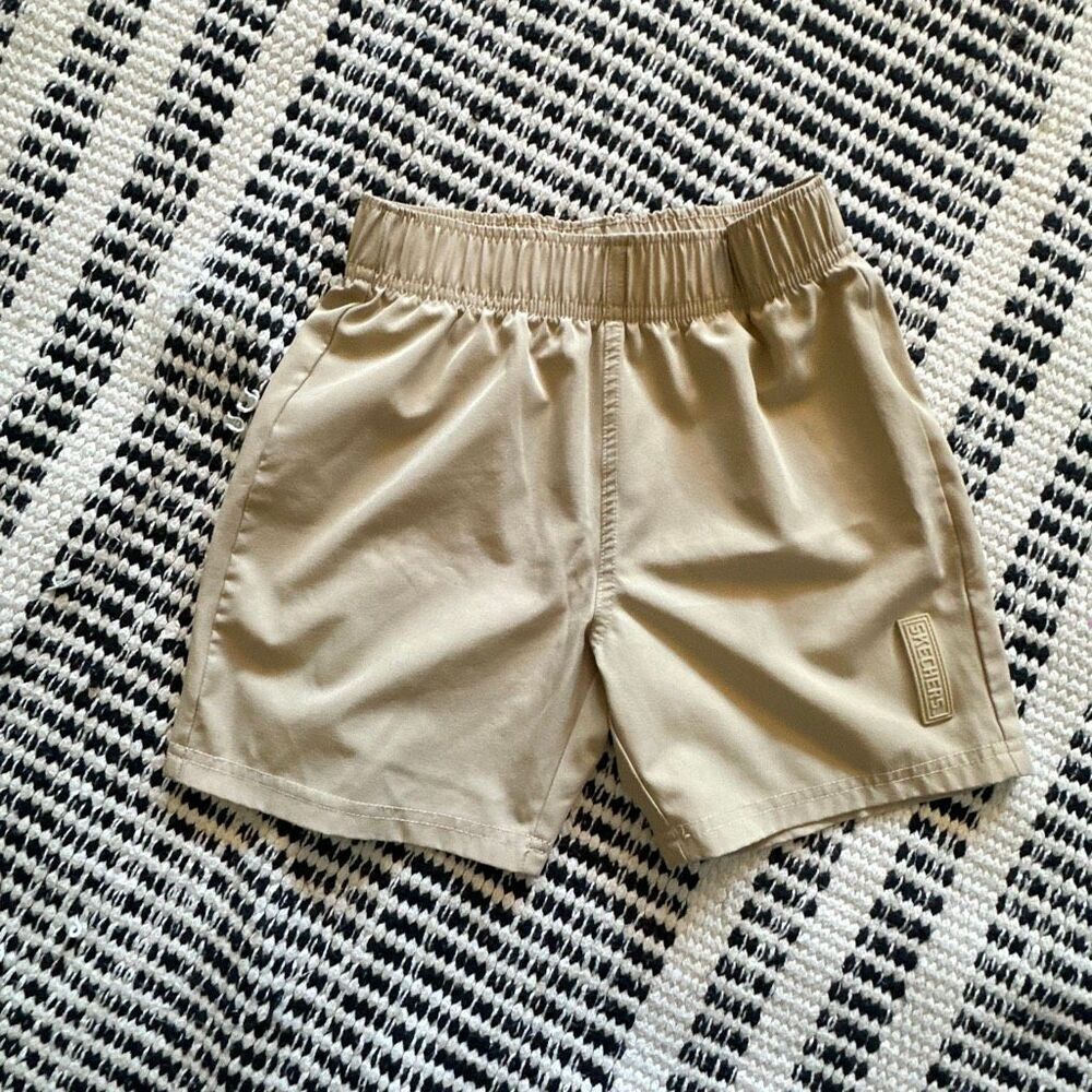 Sketchers Size 5 Khaki boys shorts